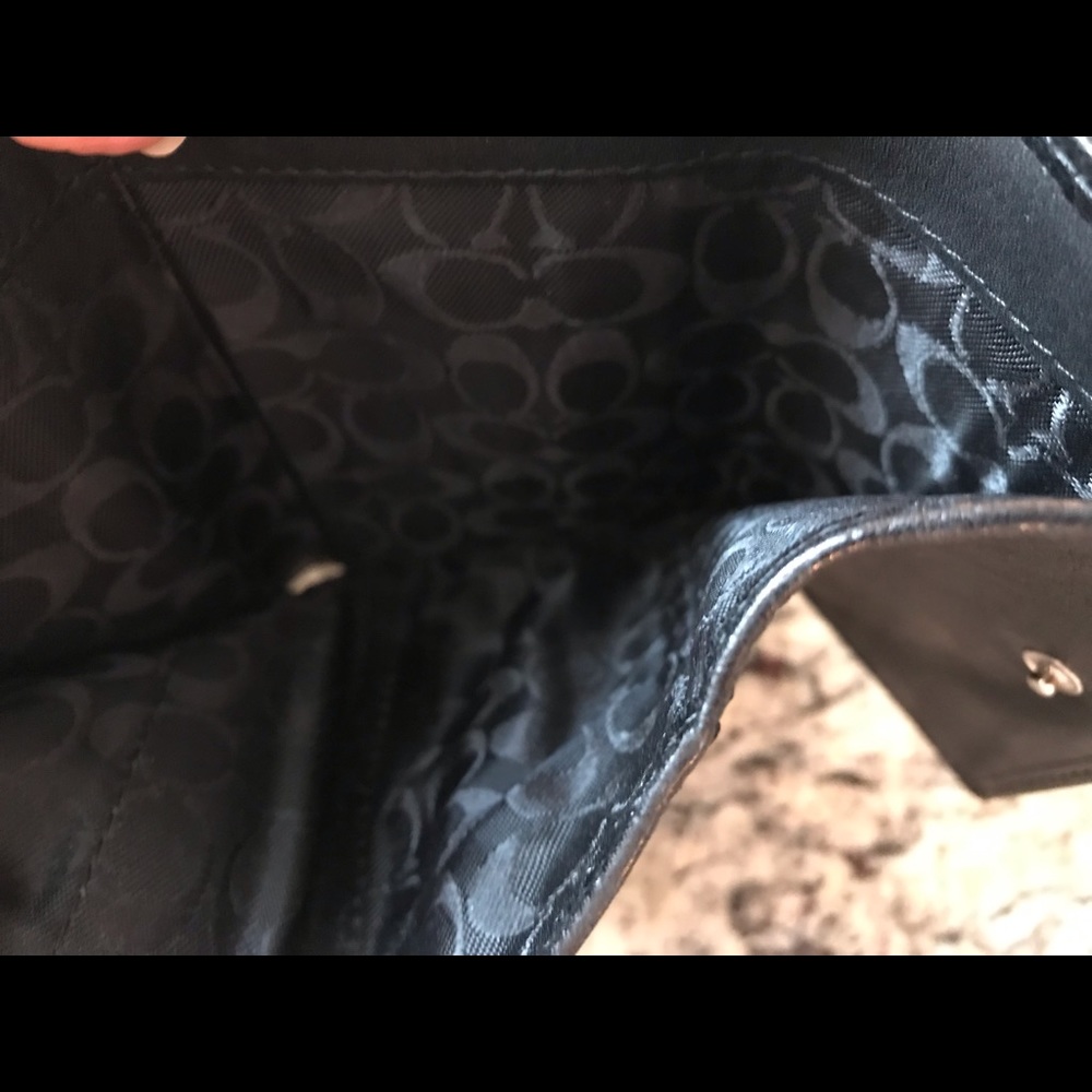 Coach - Picture 3 of 3